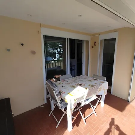 公寓 Central, Terrasse, Proche Et Toute Proximite 滨海卡瓦莱尔